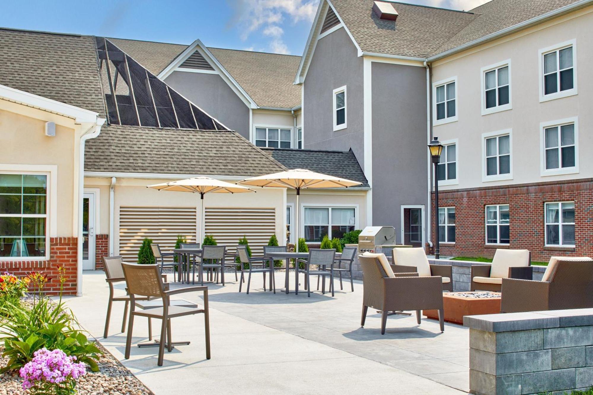 Residence Inn By Marriott Rochester West Greece Exterior photo
