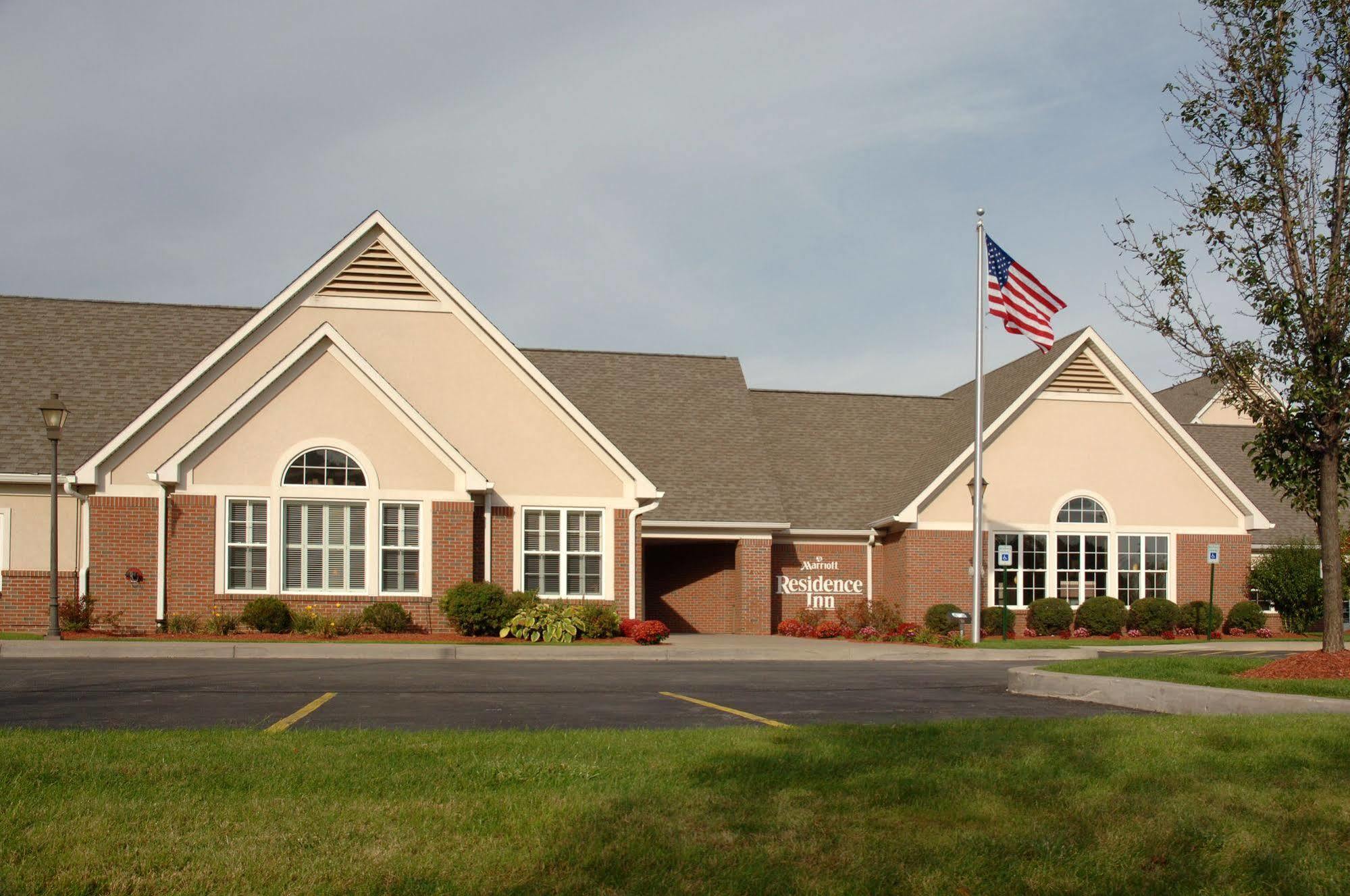 Residence Inn By Marriott Rochester West Greece Exterior photo